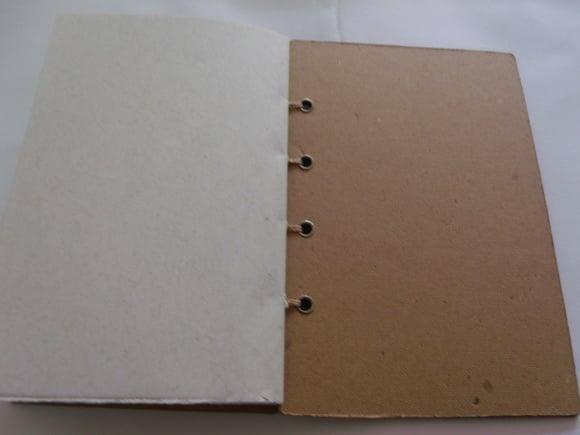 Agenda de bolso artesanal em papel couro
