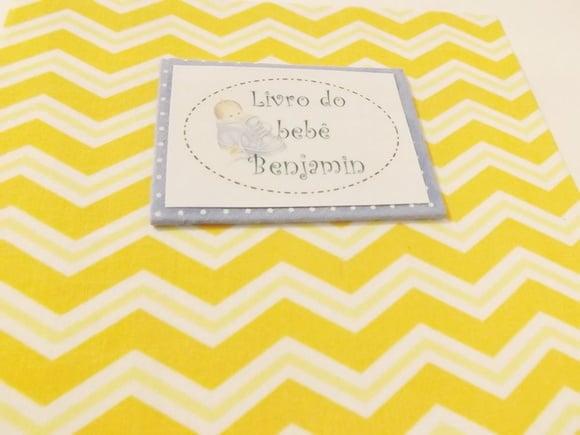 Livro/Diário do bebê amarelo unissex
