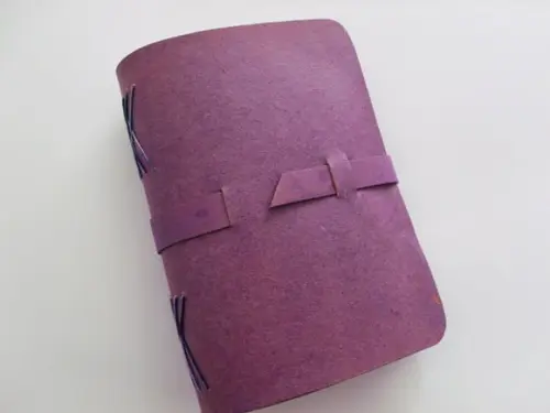 Agenda de bolso flex em recouro roxa