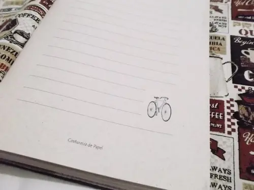 Caderno/diário Couro Ecológico Marrom com Botão