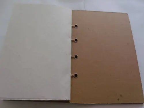 Agenda de bolso artesanal em papel couro