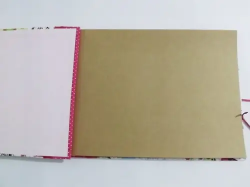 Álbum de fotos 20x30 cm com folhas kraft