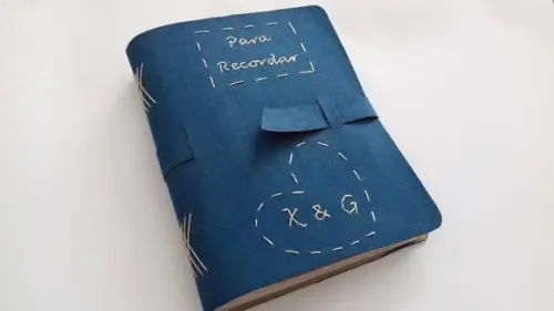 Livro em recouro personalizado azul