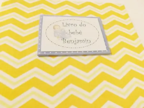 Livro/Diário do bebê amarelo unissex