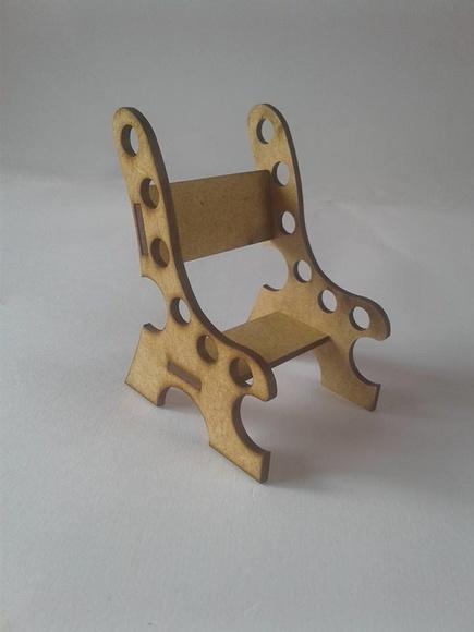 Cadeira Porta Lápis (6 Furos) mdf