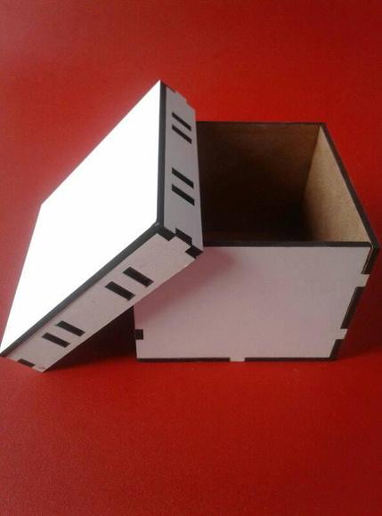Caixa com Passa Fitas mdf Branco (8x8)
