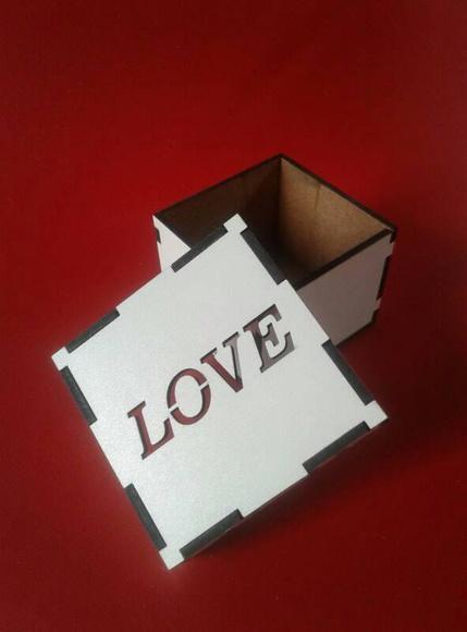 Caixa Love Branca 6x6 C/passa Fita.