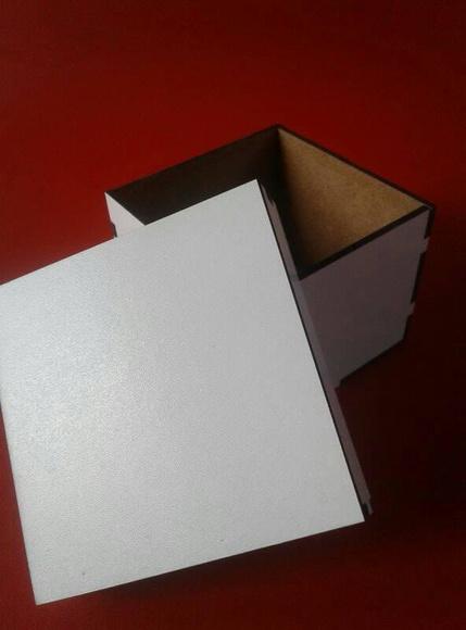 Caixa mdf Branca 8x8(não É Pintura)