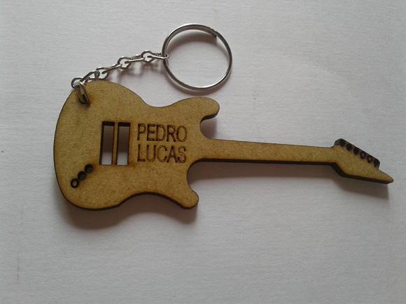 Chaveiro Guitarra mdf