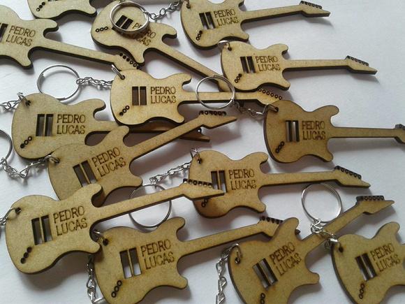 Chaveiro Guitarra mdf