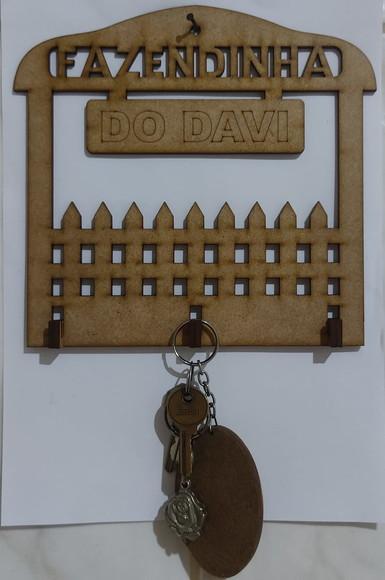 PORTA CHAVES FAZENDINHA COM NOME * GRAVAÇÃO GRÁTIS*