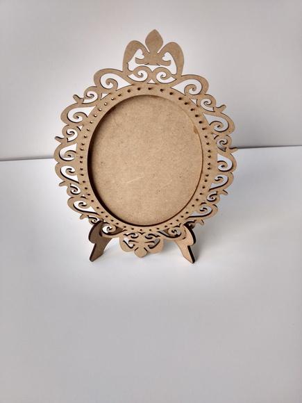 Porta Retrato Oval Arabesco c/ Suporte