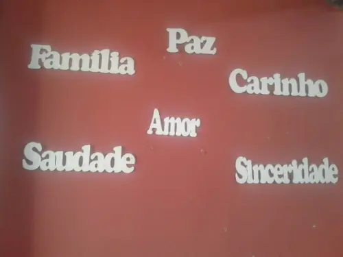 15 Palavras Cursivas mdf Branco