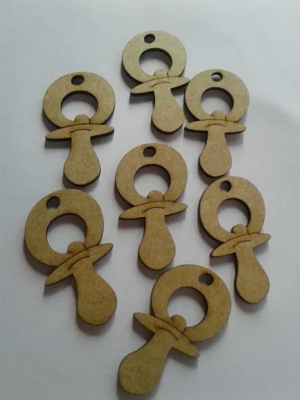 APLIQUE CHUPETA MDF 7cm.