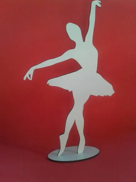 Bailarina 25cm com Base em Mdfbranca
