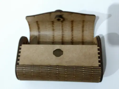 Bolsa/carteira em mdf