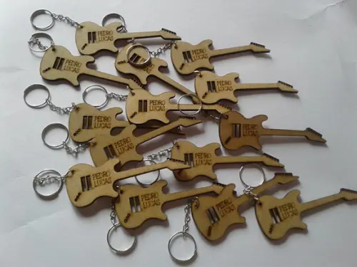 Chaveiro Guitarra mdf