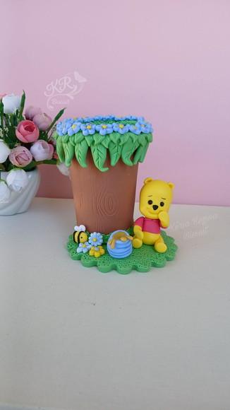 Porta Canetas Ursinho Pooh em Biscuit