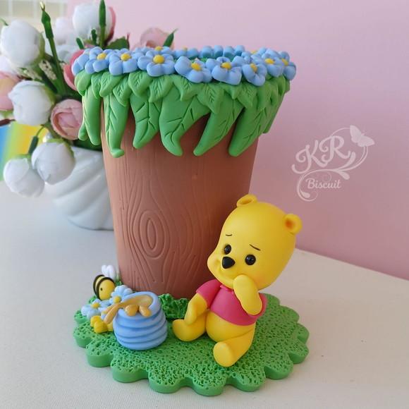 Porta Canetas Ursinho Pooh em Biscuit