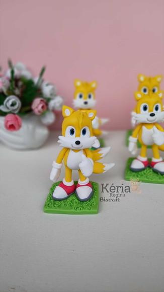 Sonic, Knuckles e Tails em Biscuit