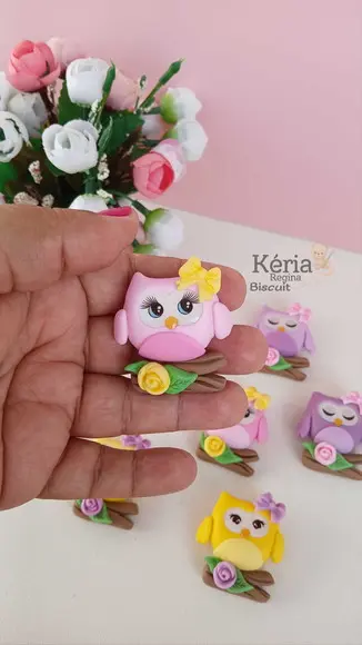 Imã Corujinha em Biscuit