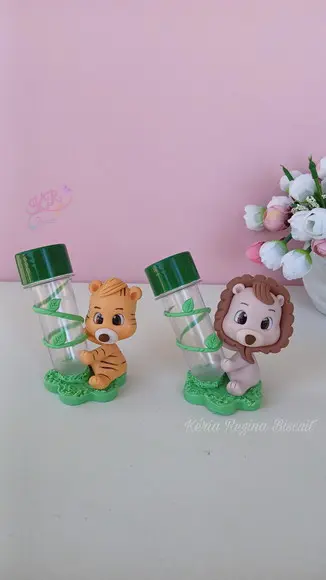 Lembrancinha com Tubete Tema Safari em Biscuit