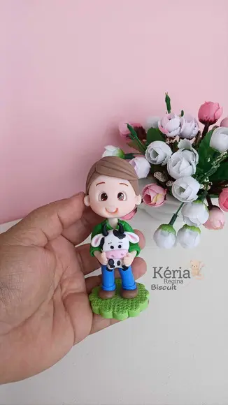 Menino da Fazendinha em Biscuit