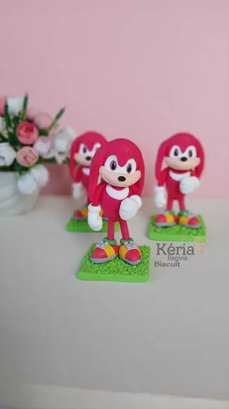 Sonic, Knuckles e Tails em Biscuit