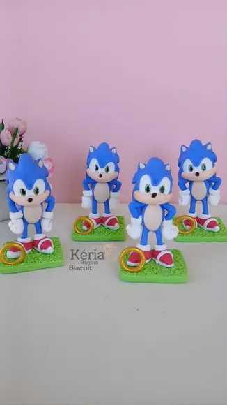 Sonic, Knuckles e Tails em Biscuit