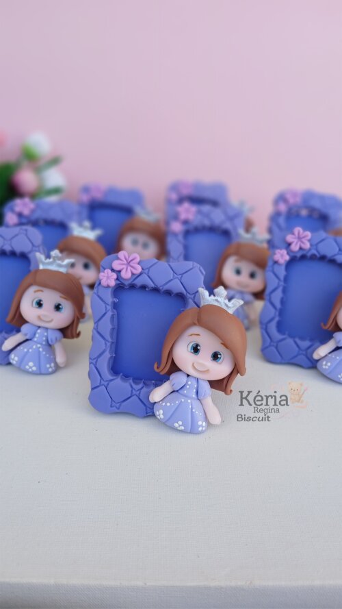 Mini Porta Retrato Lembrancinhas Princesa Sofia em Biscuit