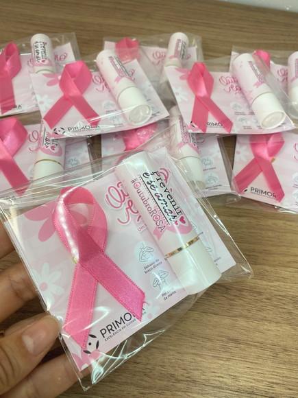 Card com Laço e Protetor Labial Manteiga de Cacau