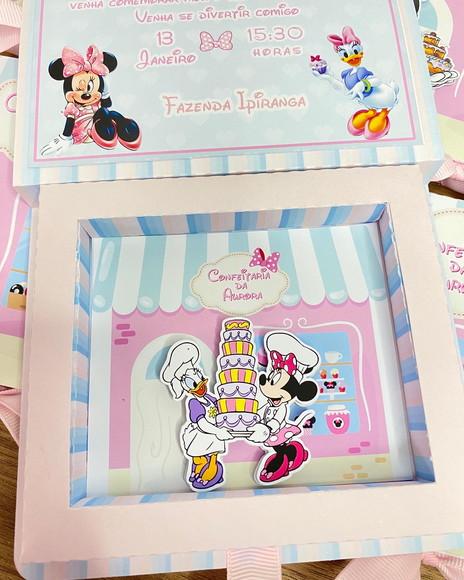 Convite Caixa 3d Minnie e Margarida Confeitaria
