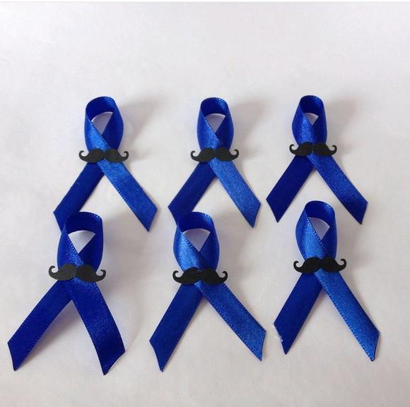 Lacinho novembro azul com mustache