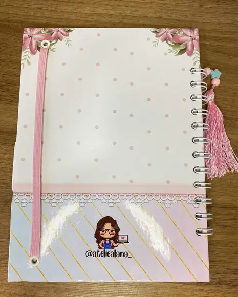 Caderneta personalizada