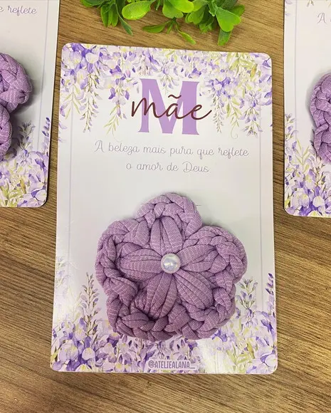 Card Chaveiro Flor Fio de Malha