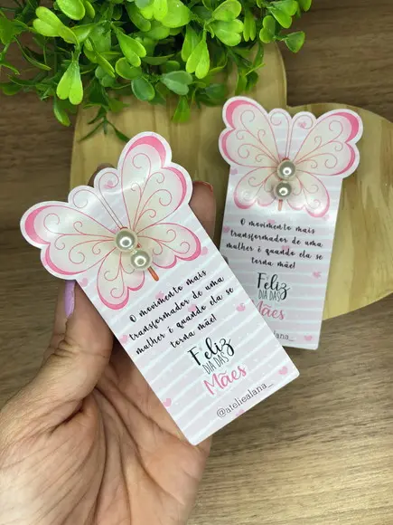 Card com Brincos Personalizados