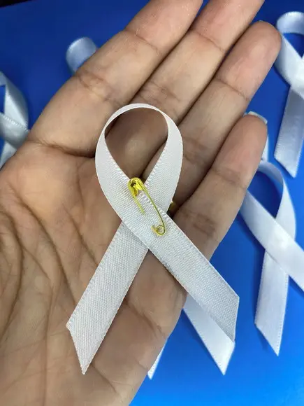 Laço Branco Conscientização de Saúde Mental Emitimos Nf