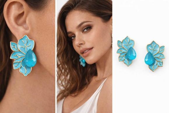 Brinco de Metal Resinado Flor Turquesa | Colorido | Presente