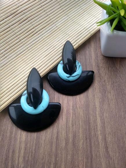 Brinco de Resina Black in Turquesa