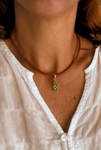 Colar Camurca Trancada Marrom Brasil com Bandeira