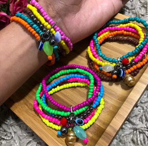 Mix de Pulseiras Micangas Coloridinhas