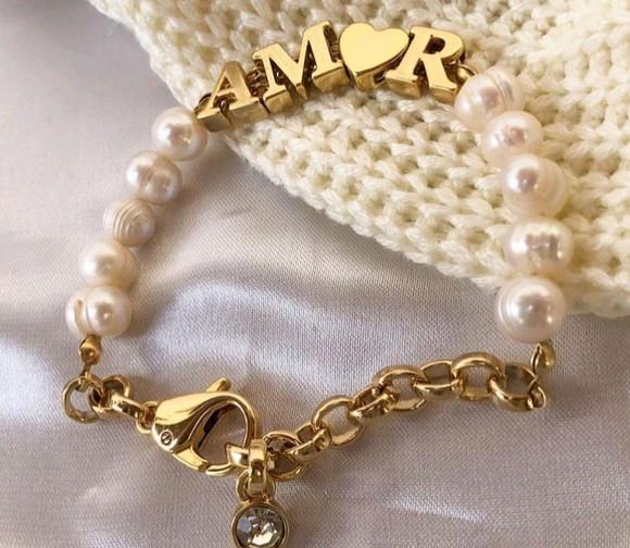 Pulseira Amor Banhada com Perolas