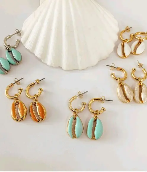 Brinco Argola Buzios Colors Banhado a Ouro