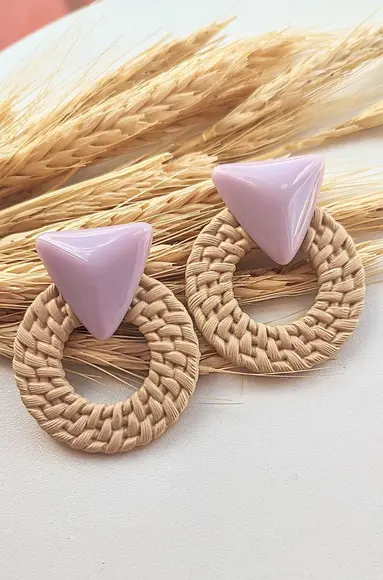 Brinco De Resina Com Palha