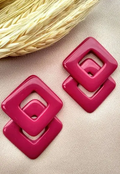Brinco de Resina Losango Duplo