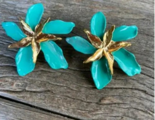 Brinco Esmaltado Orquídea Azul
