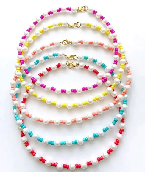 Chocker Miçangas Coloridas com Pérolas - Valor unitário