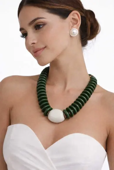 Colar Maxi em Resina Verde e Marfim | Elegante - Presente