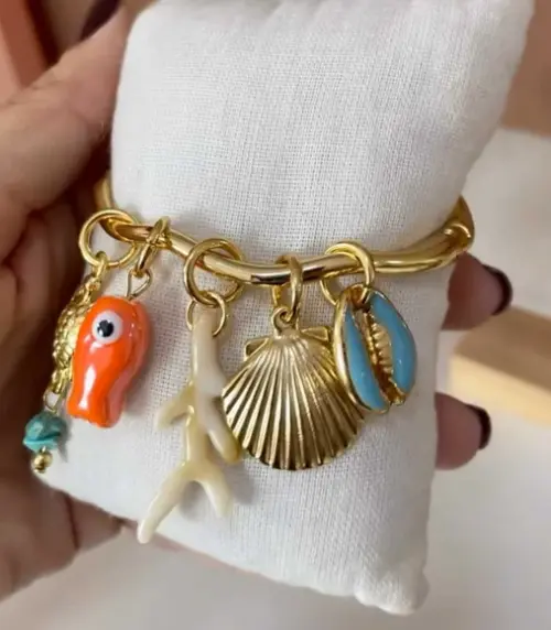 Conjunto Bracelete e Brinco Argola Peixe Cerâmico - Banhado