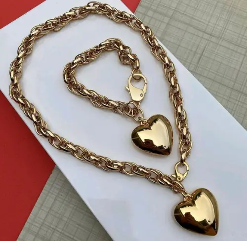 Conjunto Banhado com Corações - Colar + Pulseira